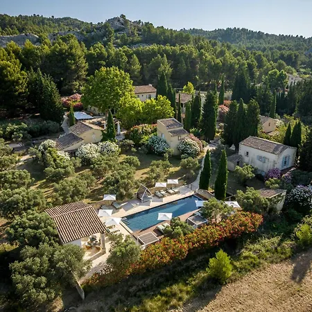 Les Petites Maisons - Hameau des Baux-3